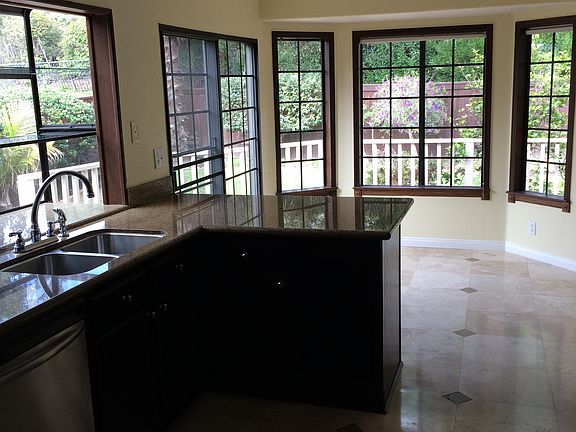 2nd image of 716 Calle Brisa
