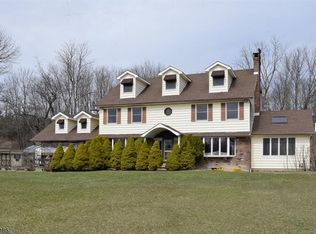 3 Gayle Dr, Blairstown, NJ 07825