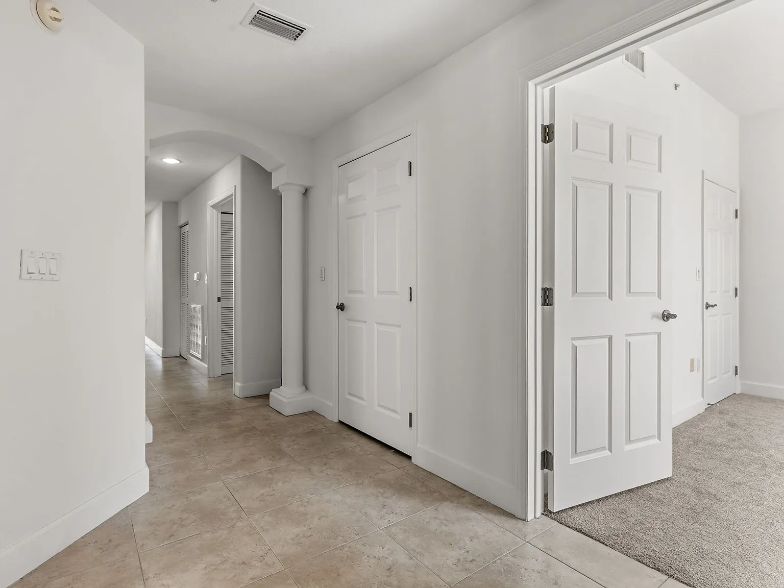 3 bed, 2059 sqft, $3,200 — Photo 4