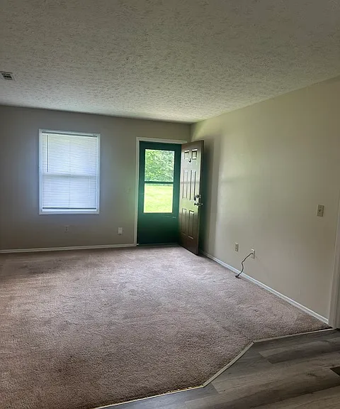 5-3401 Wandering Ln #5 — Photo 1