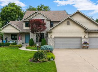 124 Cherokee Dr, Groveland, IL 61535