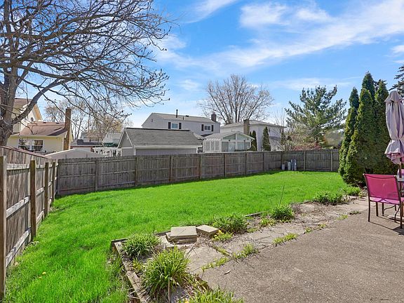 5th image of 6056 Sharon Woods Blvd