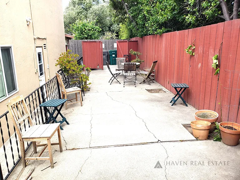 515 Kains Ave #2 — Photo 21