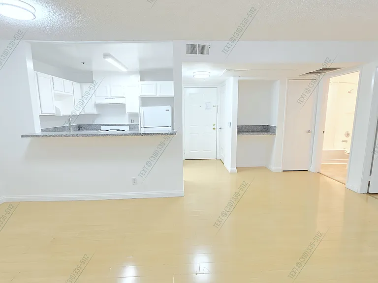 519 S Manhattan Pl #206 — Photo 17