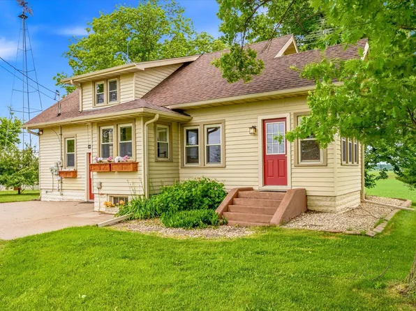 4475 409th Ave NW, Braham, MN 55006