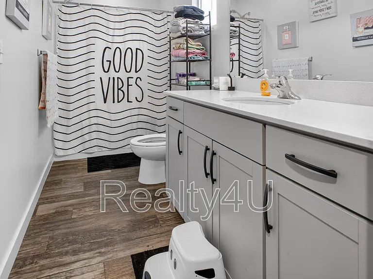 1454 S 520 W — Photo 11