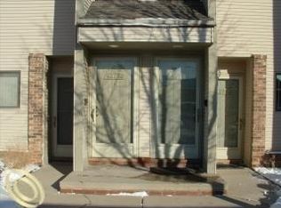 42748 Lilley Pointe Dr, Canton, MI 48187