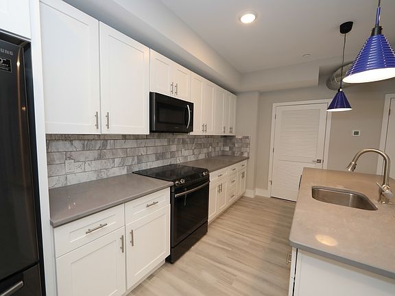 3rd image of 1851 Germantown Ave #1