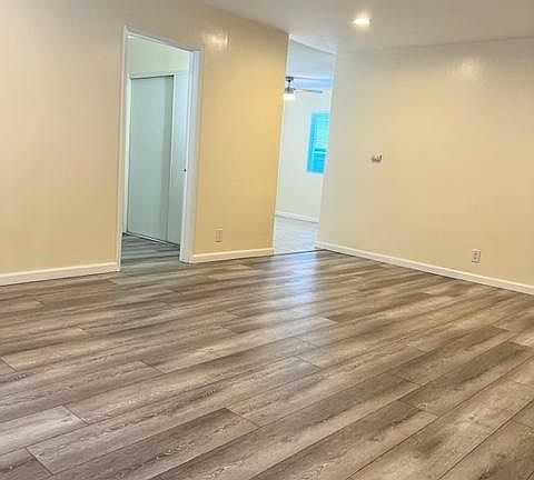 3rd image of 543 Evergreen St APT 4