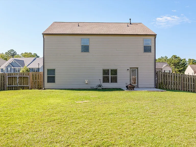4704 Southwind Rd — Photo 9