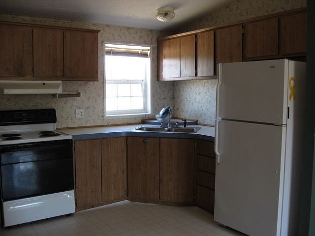 2nd image of 25508 S Columbia Basin Hwy