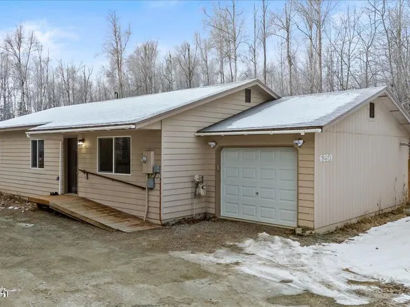 6250 W Yachtsman Cir, Wasilla, AK 99623