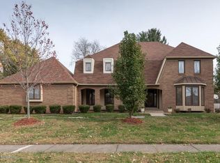 603 Bedfordshire Rd, Hurstbourne, KY 40222