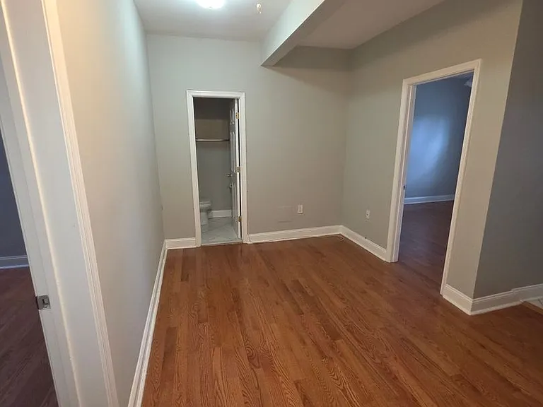 3220 Wisconsin Ave NW — Photo 22