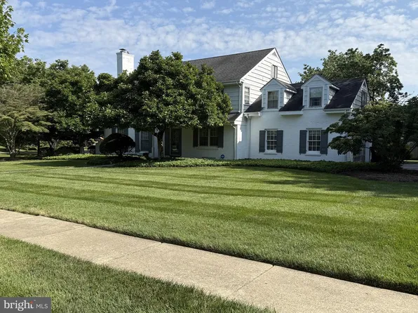 718 Princeton Rd, Wilmington, DE 19807