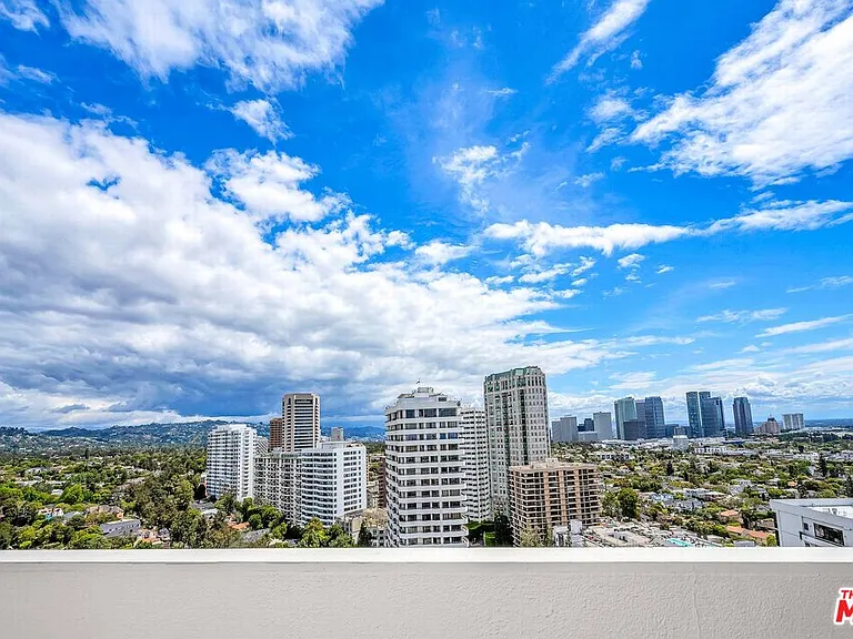 10701 Wilshire Blvd #1903 — Photo 2