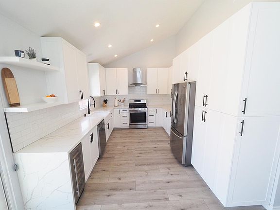 5th image of 5102 W 133rd St