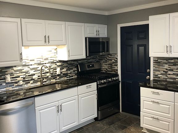 2nd image of 9059 Manorford Dr