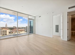313 W 17th St #1502, Austin, TX 78701