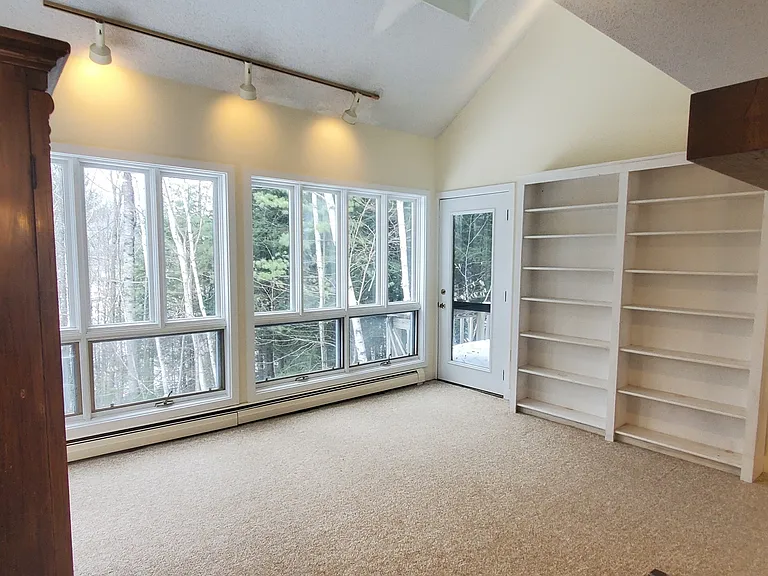 24 Bear Ln — Photo 4