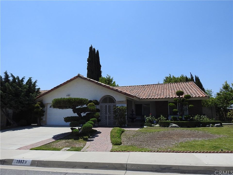 1st image of 19826 Vista Hermosa Dr