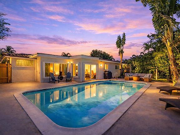 2nd image of 1040 SW 12th Ave