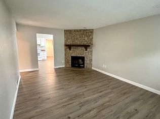 9138 E 85th St, Kansas City, MO 64138