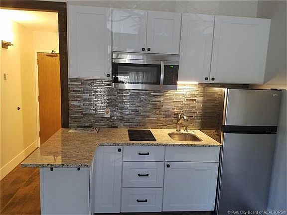 2nd image of 2285 Sidewinder Dr #720