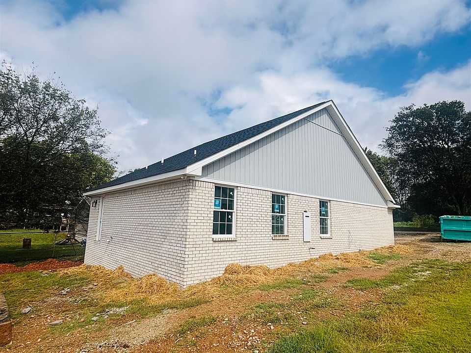 2nd image of 309 Alabama St