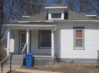 109 E Main St, Hardwick, MN 56134
