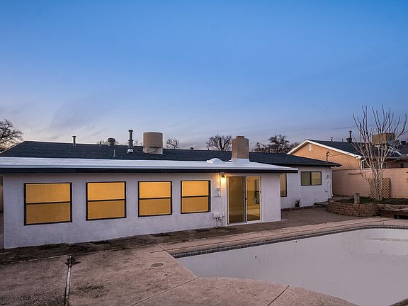 4th image of 4136 Alcazar St NE