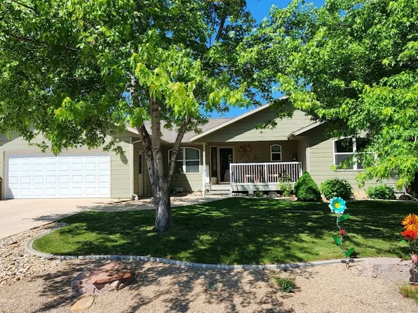 1906 7th Ave, Belle Fourche, SD 57717