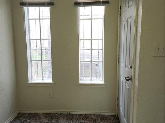 2nd image of 417 N 28th St