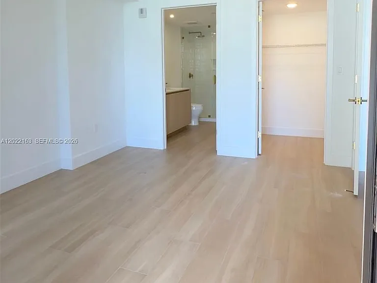 90 NE 32nd St #510 — Photo 8