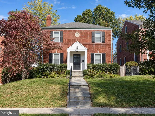 2971 McKinley St NW, Washington, DC 20015