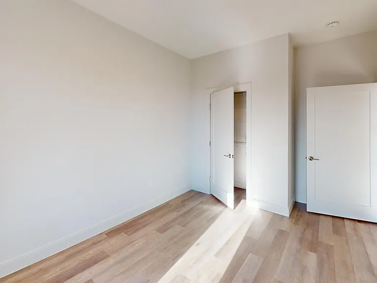 959 Dorchester Ave #304 — Photo 3