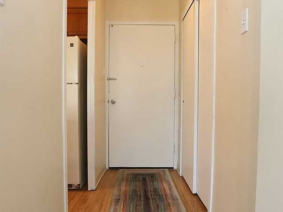 4th image of 1100 Erie Ave Unit 408