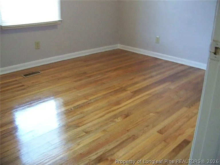 320 Bandera Dr — Photo 5