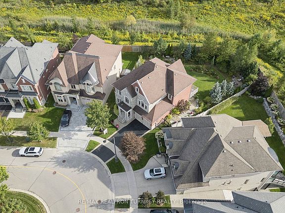 2nd image of 76 Vines Pl