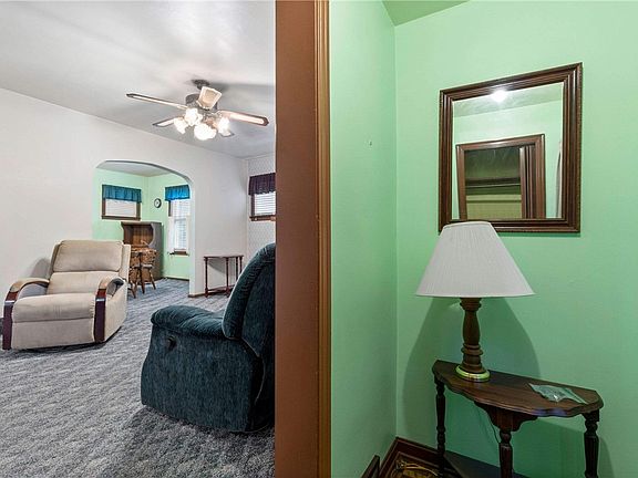 4th image of 1085 Phillips St