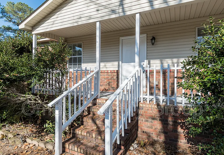 41 Dana Dr — Photo 5