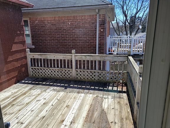 5th image of 933 Beaconsfield Ave #2