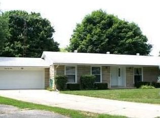 2540 Windcrest Pl, Columbus, IN 47203