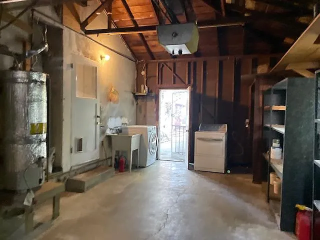 524 Patton Ave — Photo 3