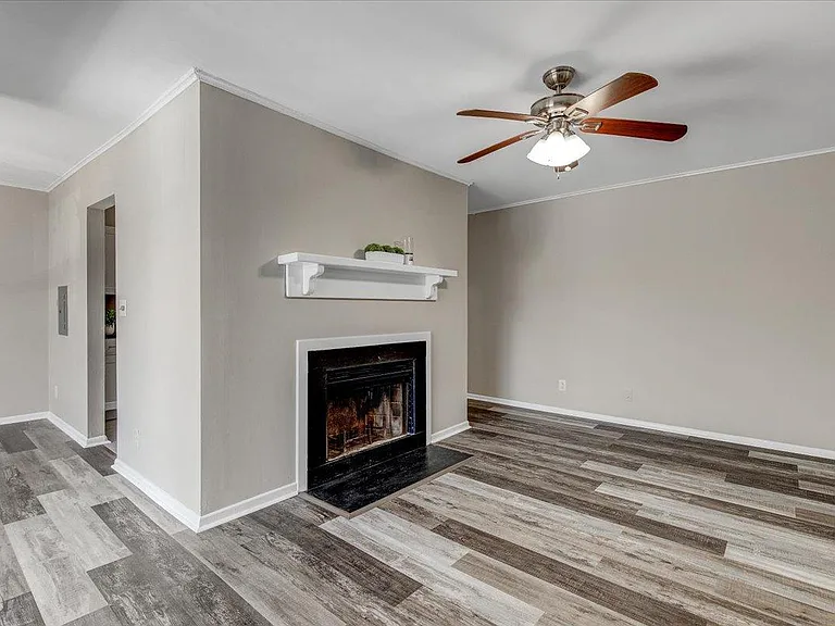 5915 Tamar Dr #12 — Photo 7