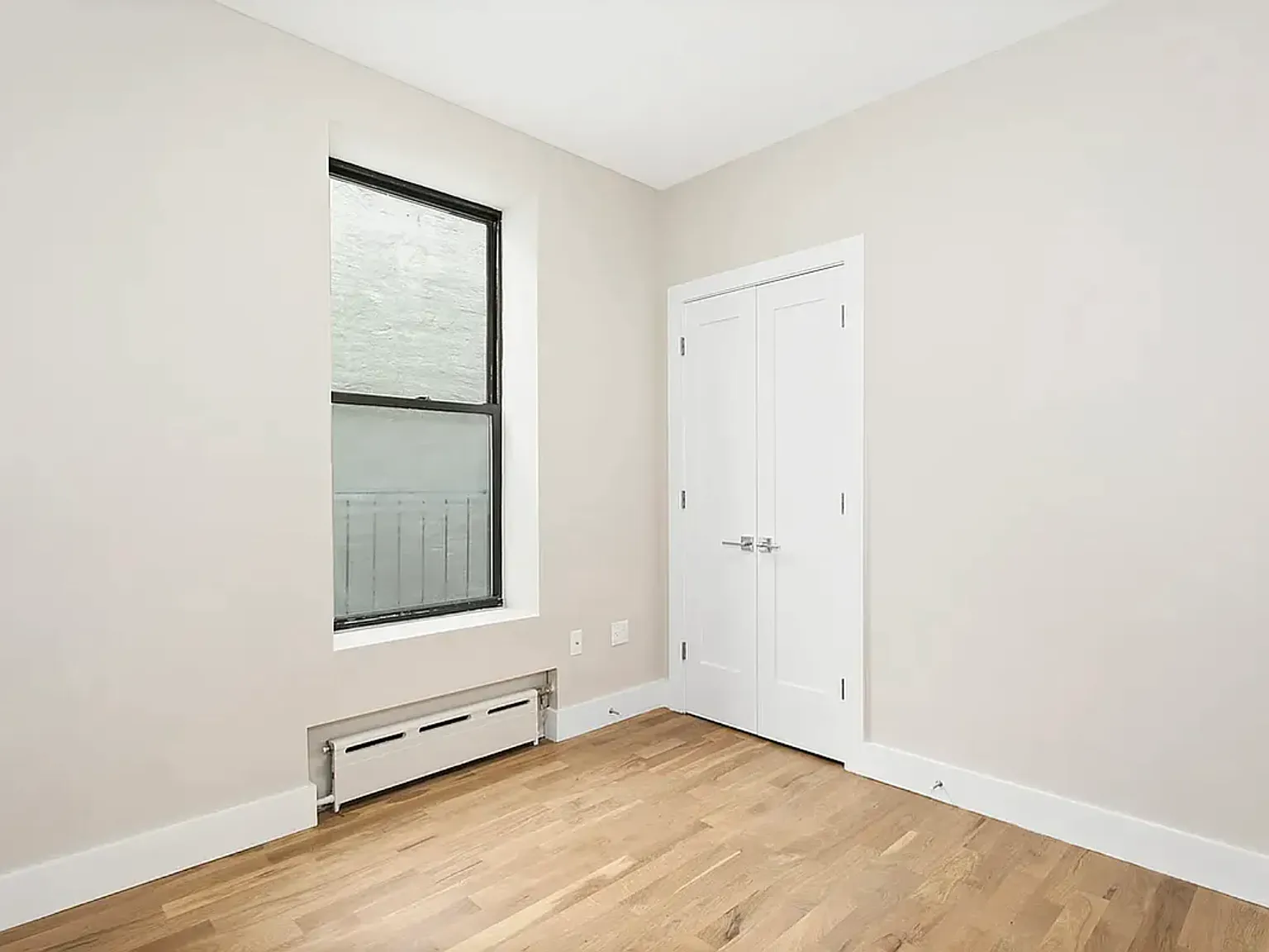 369 7th Avenue — Photo 3