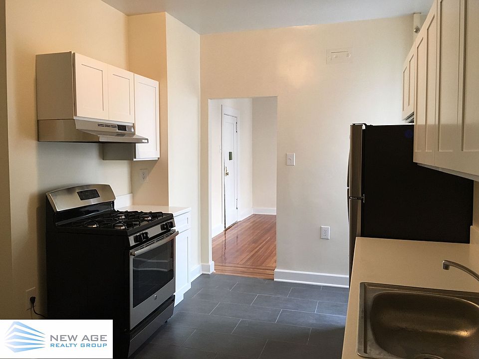 1st image of 2541 44th St APT 6