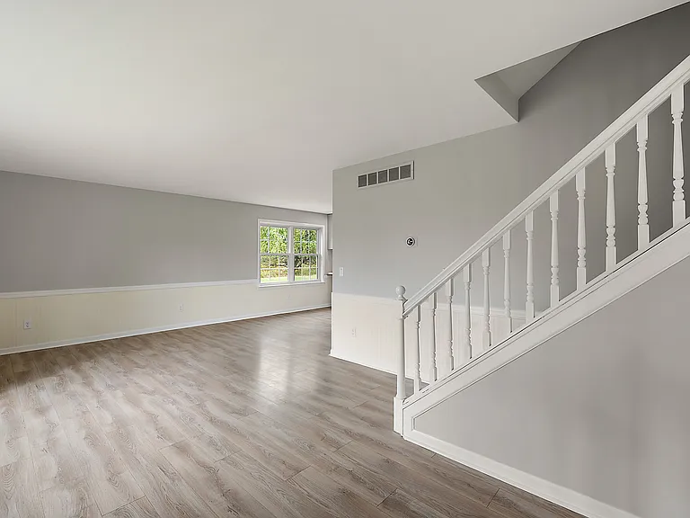 1442 Riley Center Rd — Photo 12