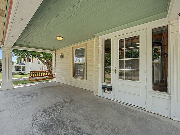 2nd image of 408 S Broadway St
