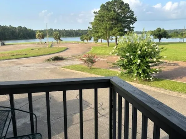 501 Bass Boat Vlg #206, Huntsville, TX 77320